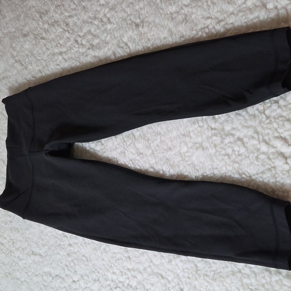 Lululemon Wunder Train High-Rise Crop 23" Sz 8 Black - Picture 8 of 14